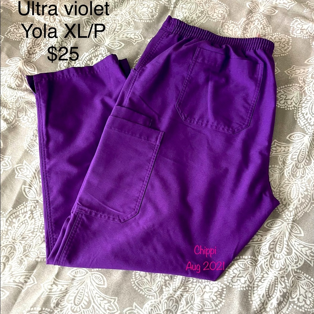 Figs scrubs Yola XL/P ultraviolet